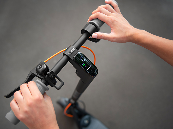Ninebot Kickscooter F30E by Segway - Telekom